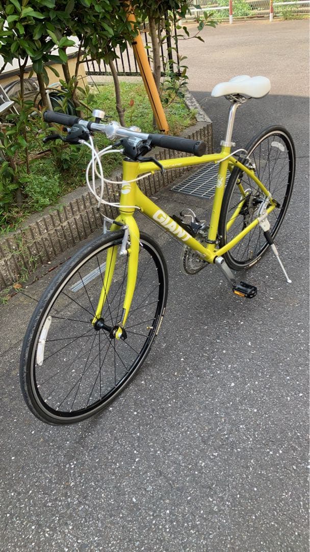 GIANT ESCAPE R3 イエロー 2016年購入 使用回数、距離少ない