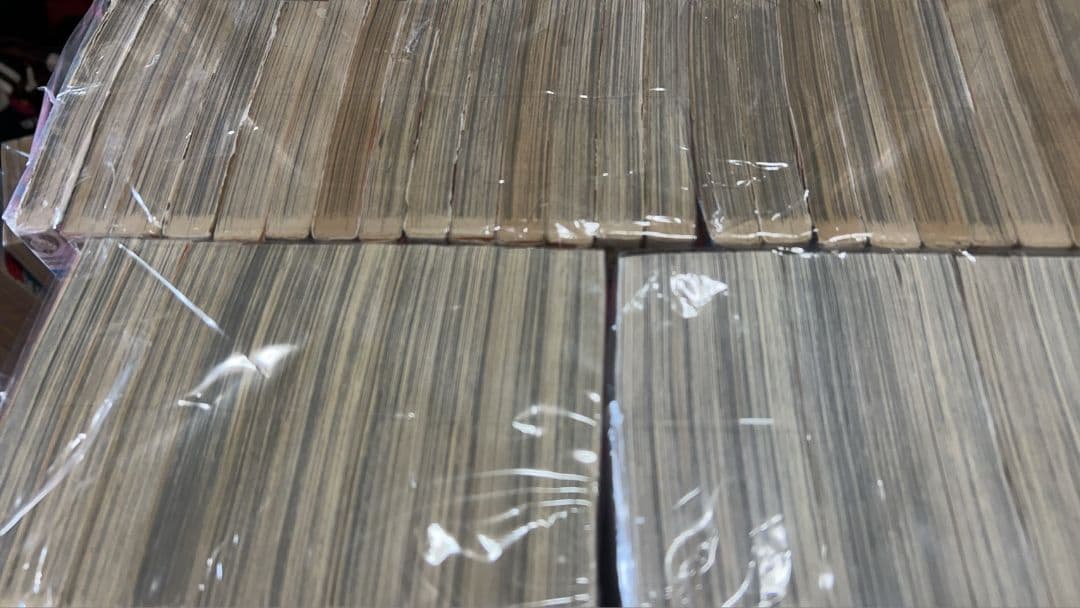 【送料無料】王家の紋章 ７０巻セット＋公式ファンブックと００巻