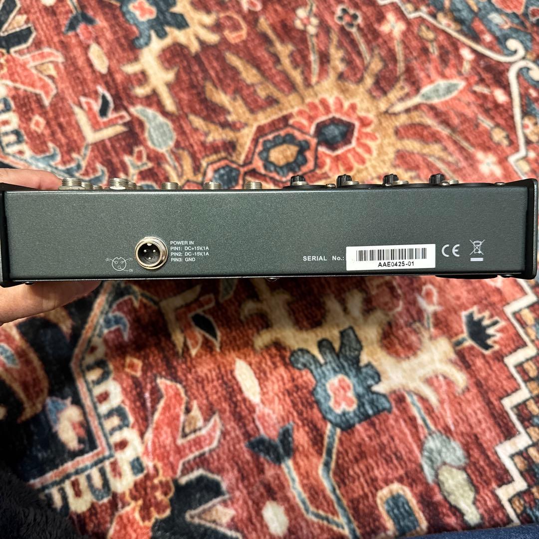 CLASSIC PRO AM802FX コンパクト・アナログミキサー