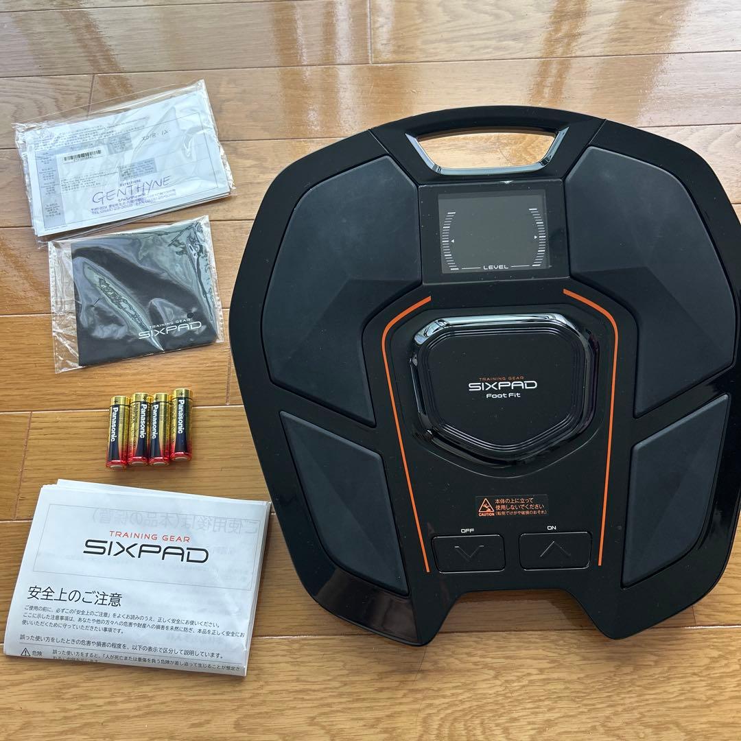 SIXPAD PRO EMSトレーニングデバイス