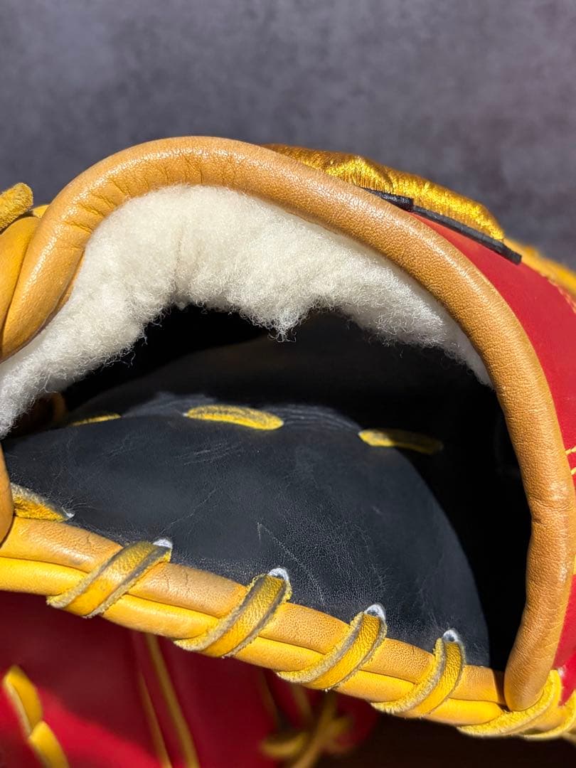 ミズノプロ　軟式オーダーグローブ レッド/イエロー