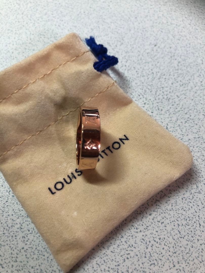 Louis Vuitton ローズゴールド リング