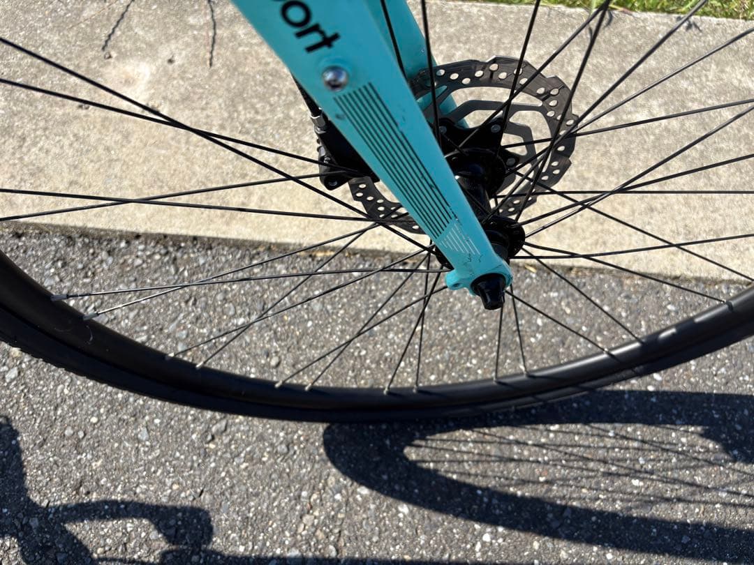 ディスクブレーキ クロスバイク　Bianchi c.sport2 ビアンキ 美品