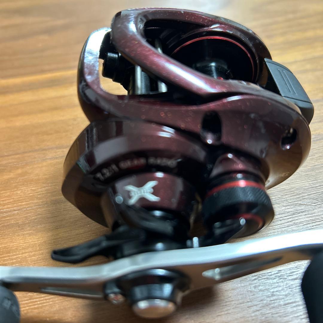 Scorpion ダークレッド 左ハンドル7.4:1