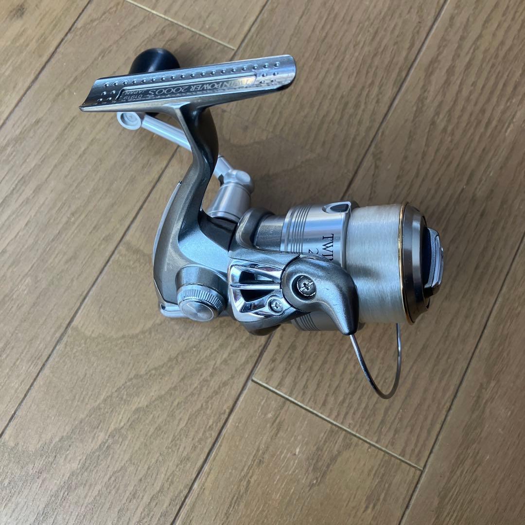 ヒロ　TWIN POWER 2000S スピニングリール