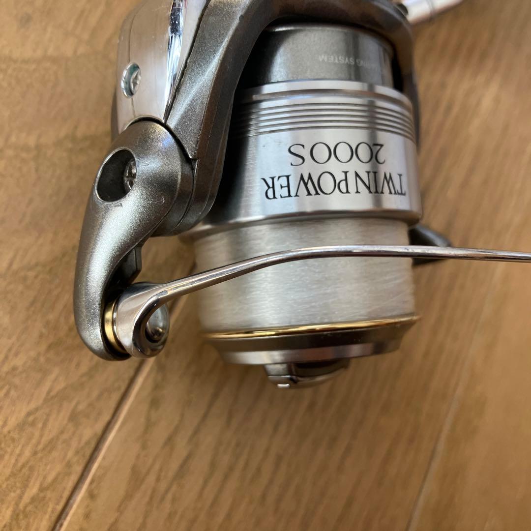 ヒロ　TWIN POWER 2000S スピニングリール