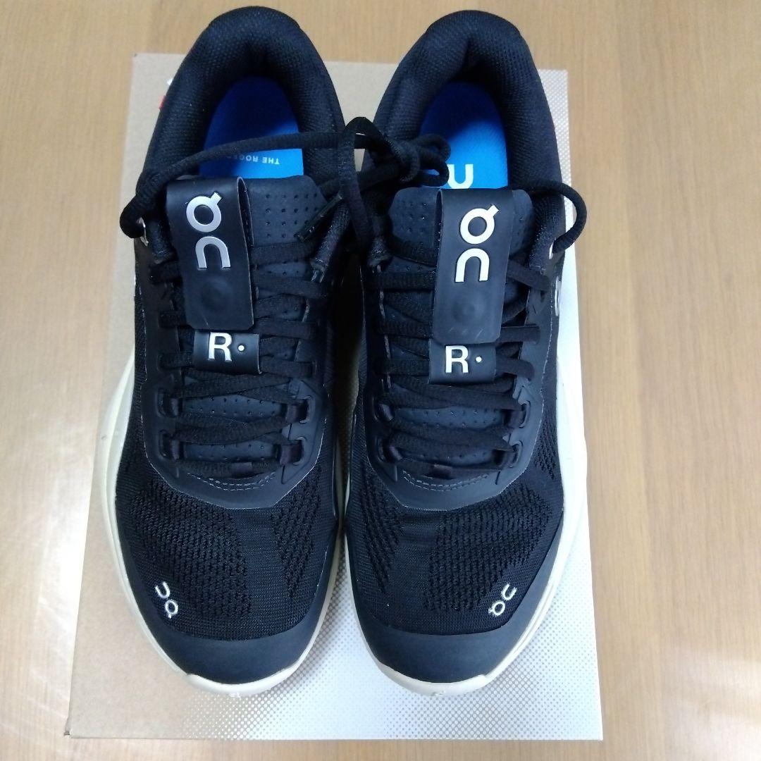 On THE ROGER Pro　27センチ新品