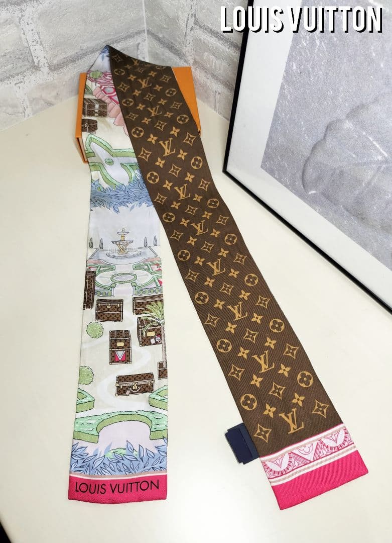 ヴィトン シークレットガーデン モノグラム スカーフ マルチ 超美品　【鑑定済】