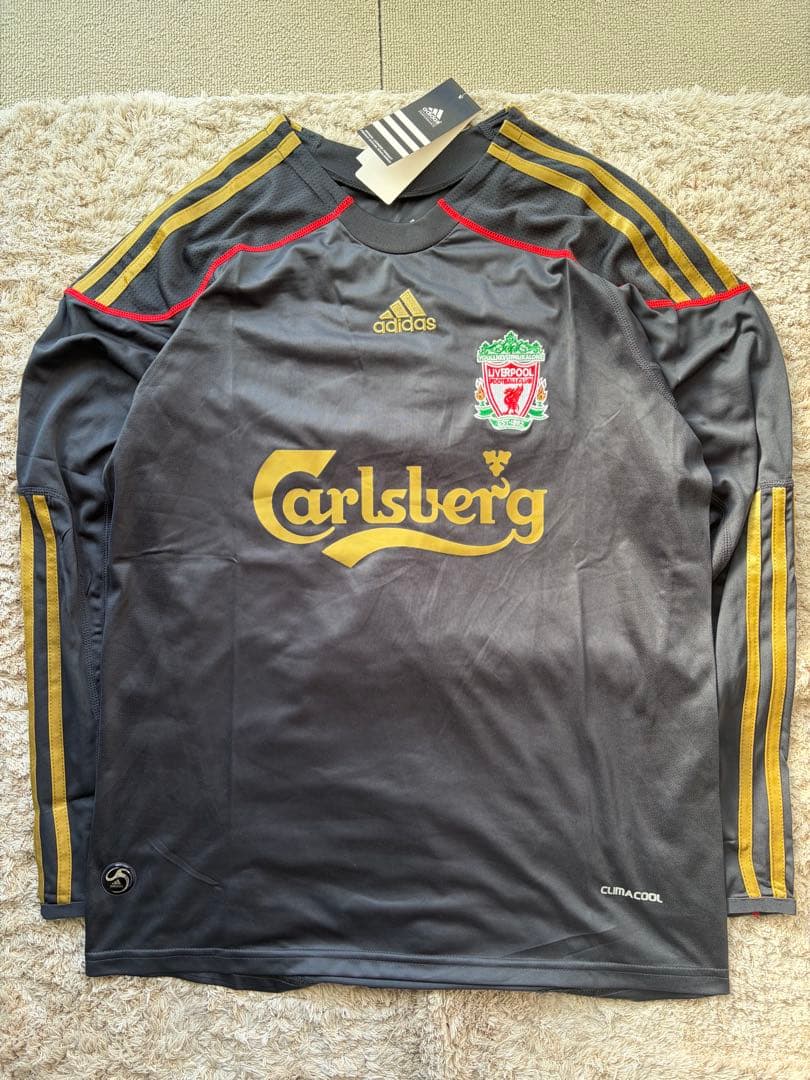 ［希少・正規・新品タグ付き］リヴァプール　adidasアウェイユニフォーム　長袖