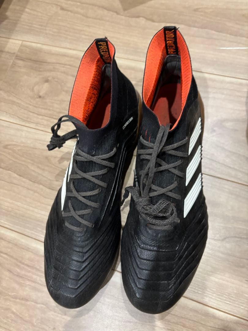 美品　プレデター　18.1 SG adidas 　サッカー取替式スパイク　27