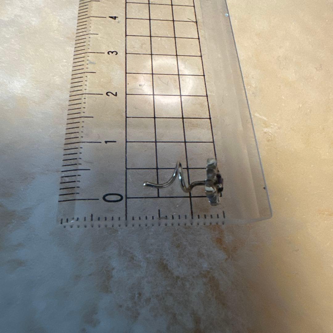 【金緑】キャッチナッシャー　クロスピアス　単品