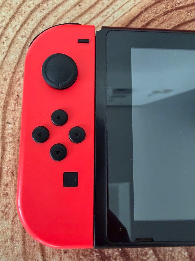 任天堂スイッチ　ニンテンドースイッチ本体N RED/PNK箱無し①