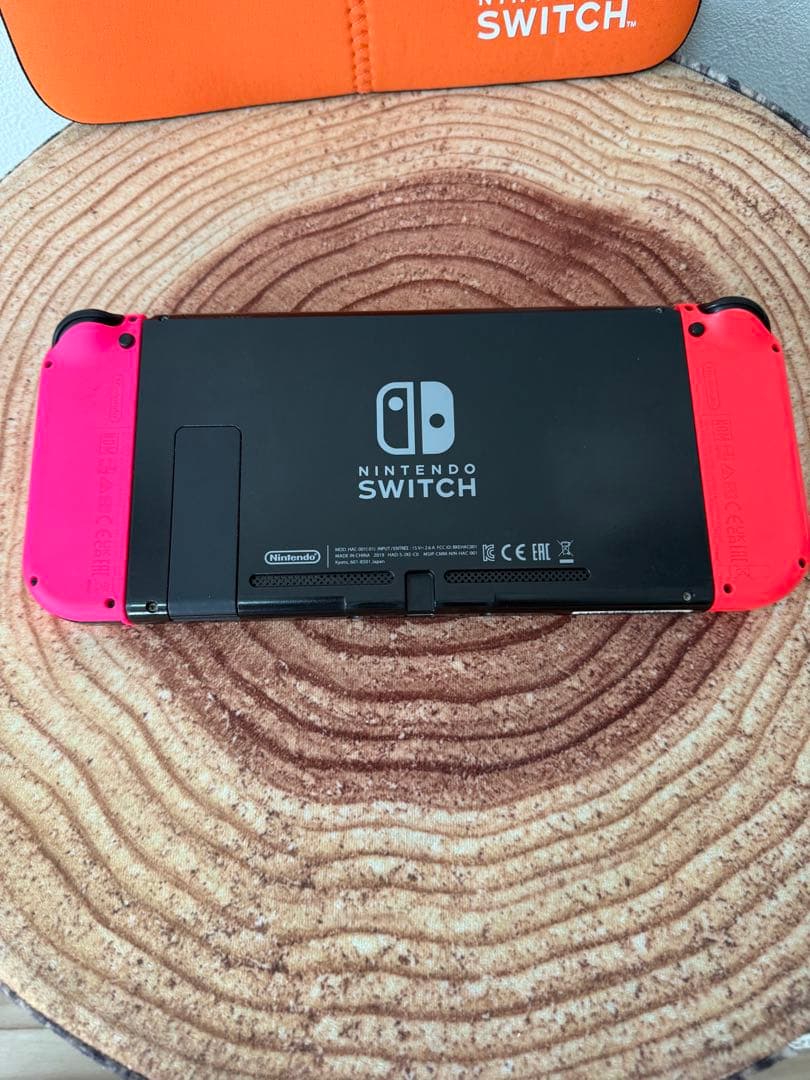 任天堂スイッチ　ニンテンドースイッチ本体N RED/PNK箱無し①