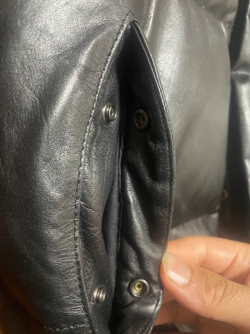 リップヴァンウィンクル　レザーダウンベスト