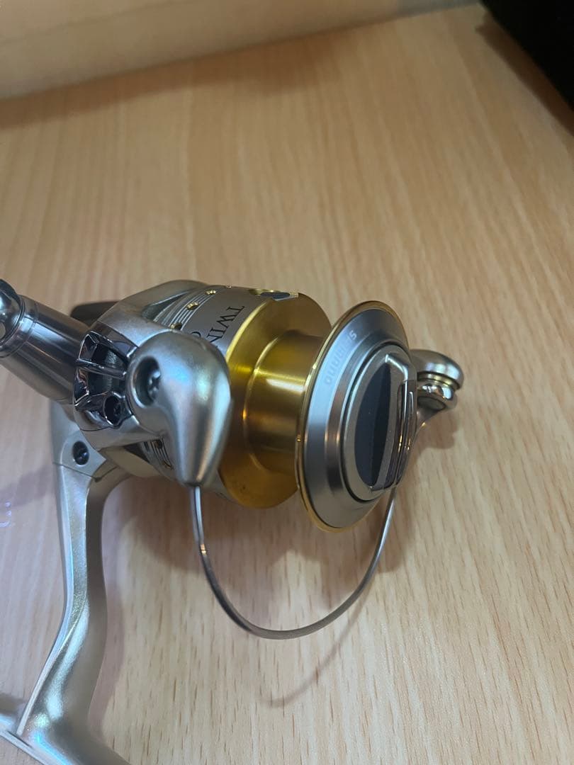 SHIMANO TWINPOWER Mg C3000 スピニングリール