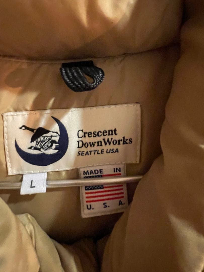 Crescent Down Works ダウンベスト L ベージュ