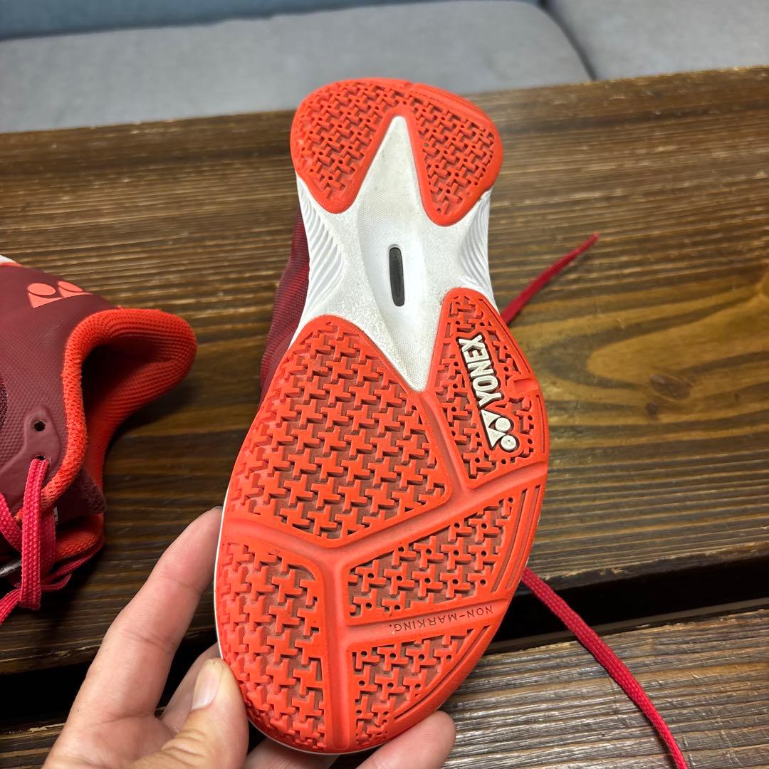 YONEX COMFOR Z レッド バドミントンシューズ