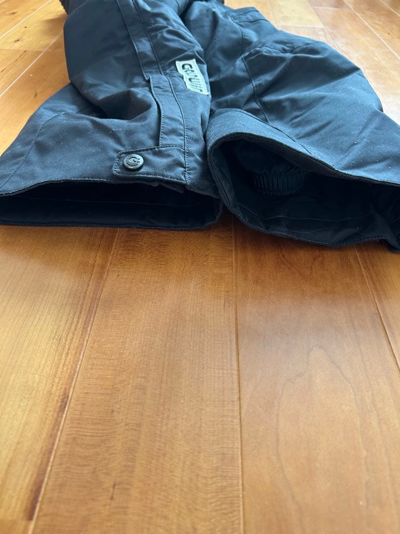 スウェーデン代表モデル★ GOLDWIN サイドフルオープン スキーウェア140