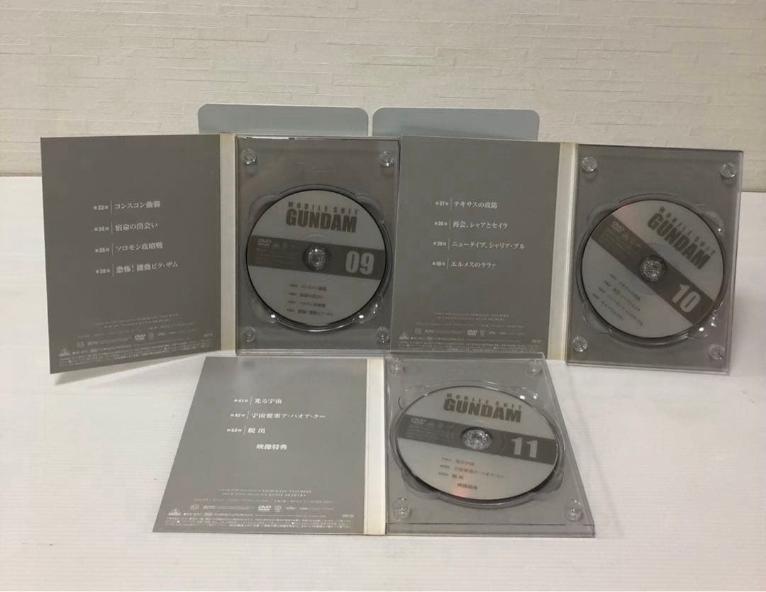 ◆機動戦士ガンダム DVD-BOX 2〈初回限定生産・5枚組〉
