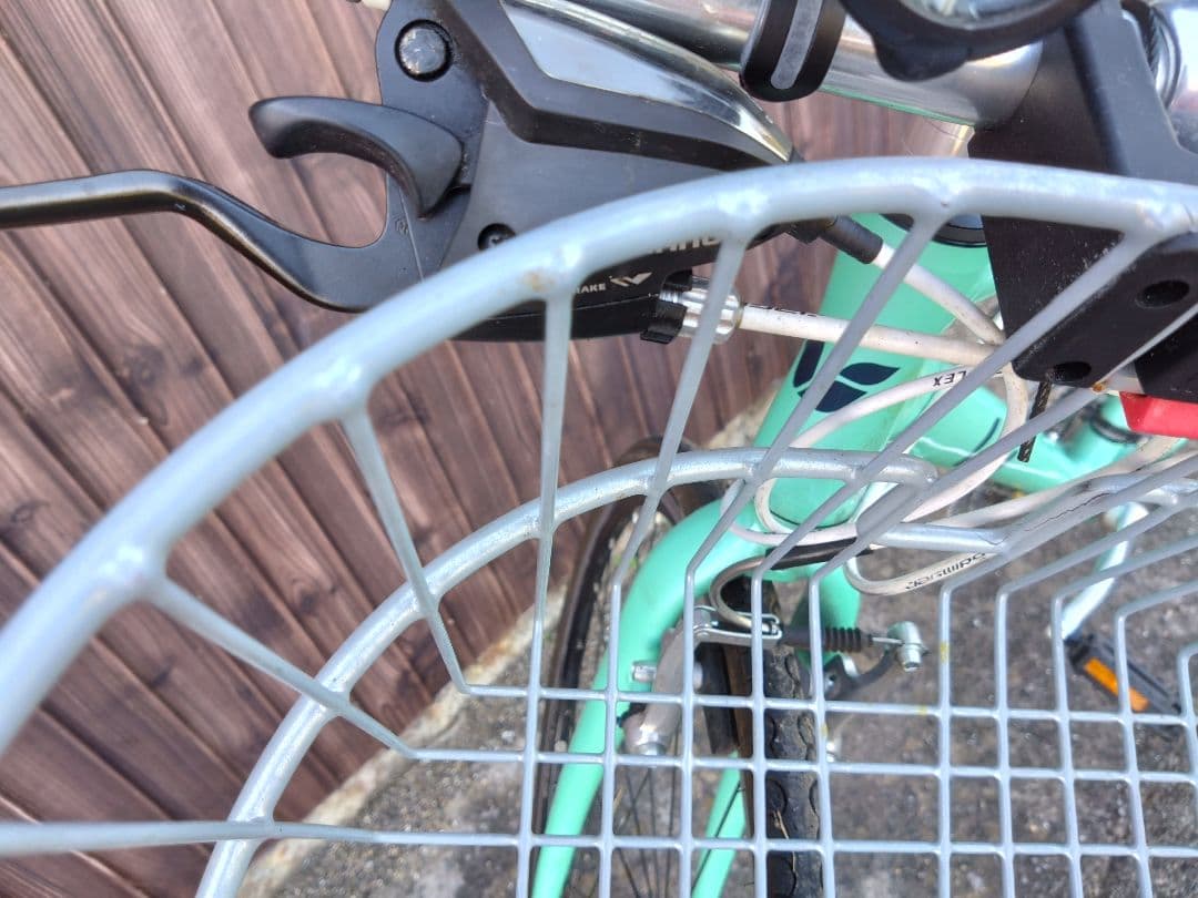 梱包発送たのメル便Giant ミントグリーン 自転車 本体 バスケット付き