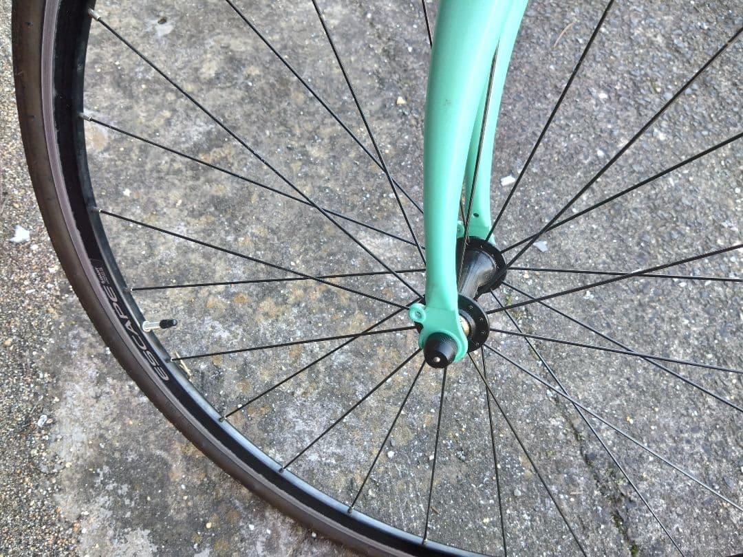 梱包発送たのメル便Giant ミントグリーン 自転車 本体 バスケット付き