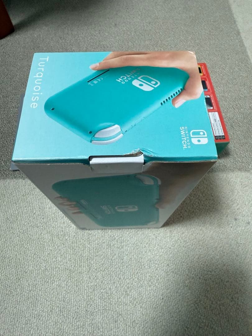 任天堂　スイッチ　ライト　ターコイズ