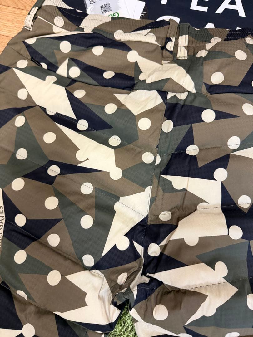 ¥90,200新品パーリーゲイツ中綿セットアップ撥水保温防水ブルゾンパンツ真冬に