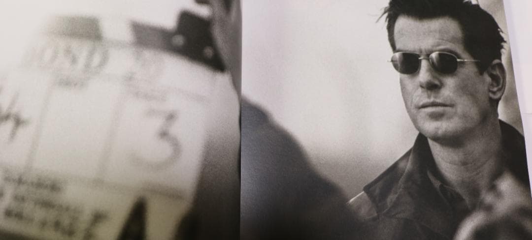 BOND ON SET(007／ダイ・アナザー・デーのメイキング本) 英語版