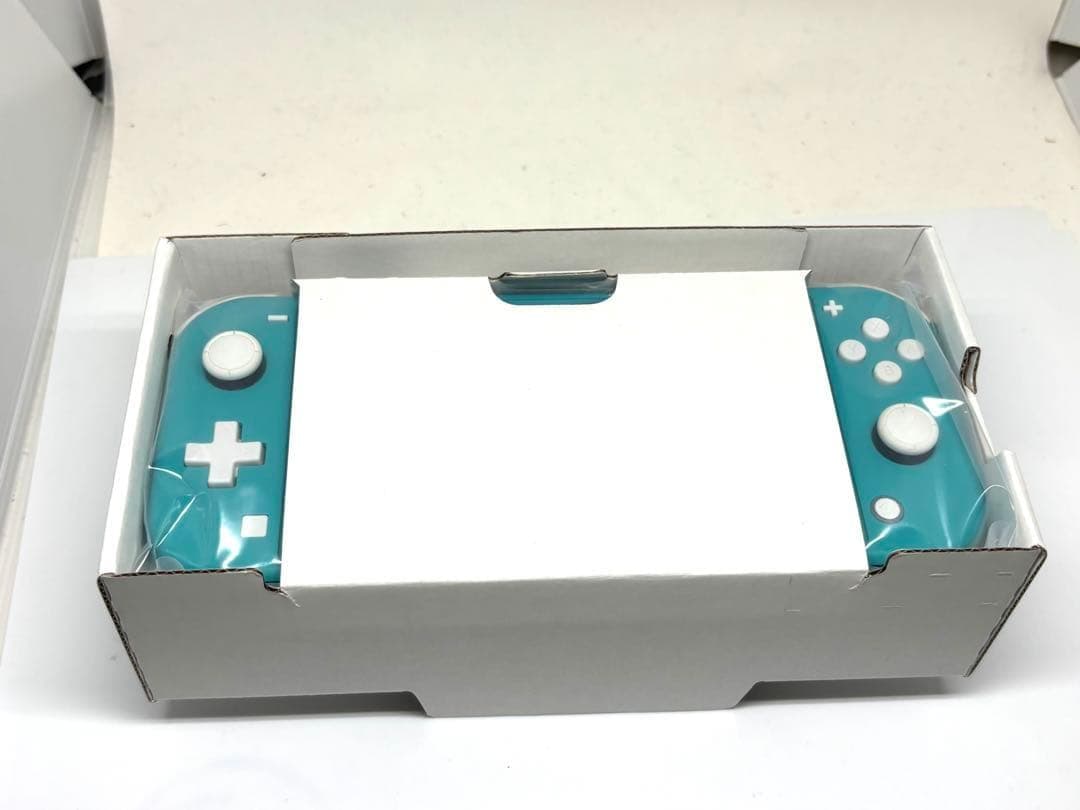 持ち歩き最強ハード！Nintendo Switch Lite ターコイズ 本体