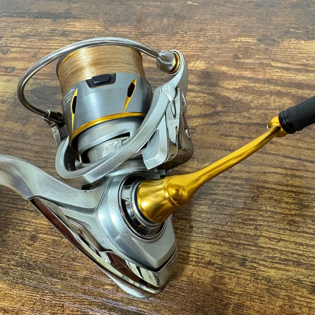 【一度使用しただけの美品】DAIWAフリームスLT2500