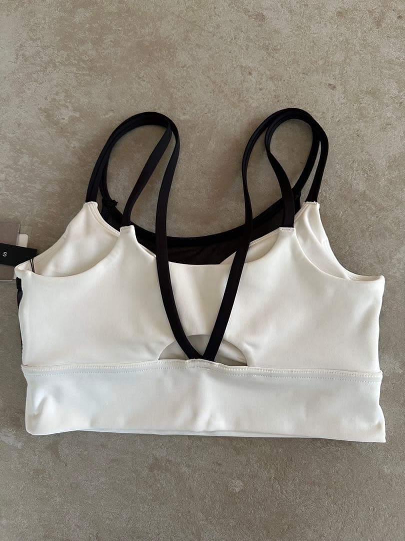 新品 CRONOS メッシュスポーツブラ ブラック/ホワイト