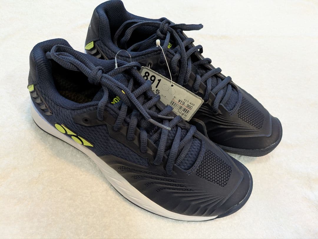 未使用品 ヨネックス 25.5cm パワークッションエクリプション4メンAC