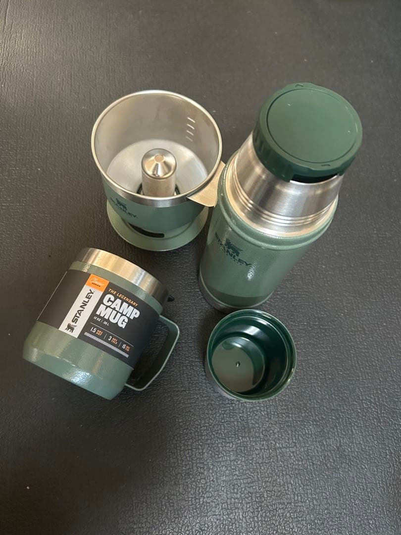 ニ*ん様 STANLEY キャンプマグ & クラシックボトル セット+ POUR
