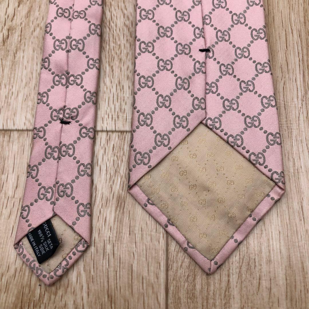 ✨極美品✨GUCCI ネクタイ GGスプリーム ピンク シルク100%