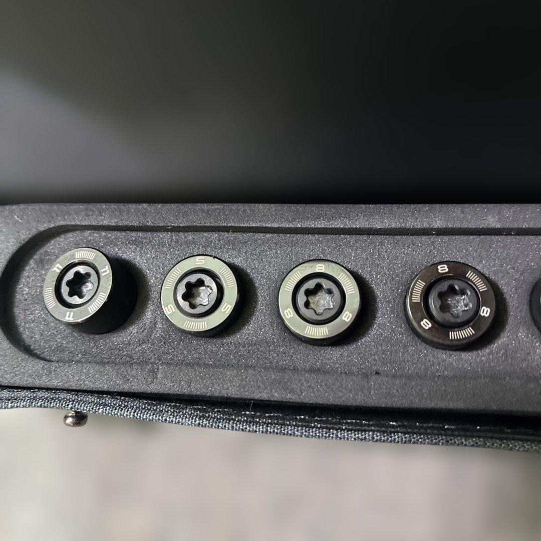 TaylorMade ウェイトケース グレーQI35