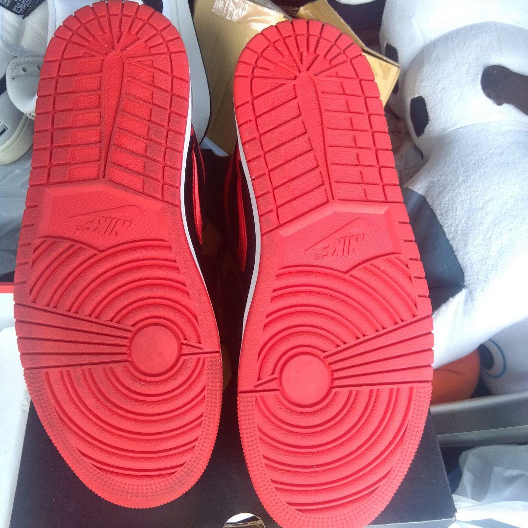 レッド/ブラック ハイカット スポーツシューズ