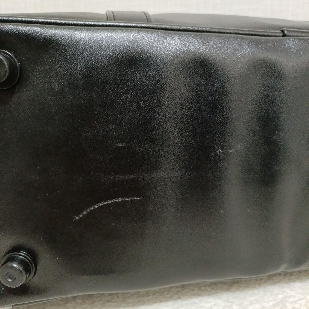 【人気】EASTBOYスクールバッグ　ブラック　赤刺繍