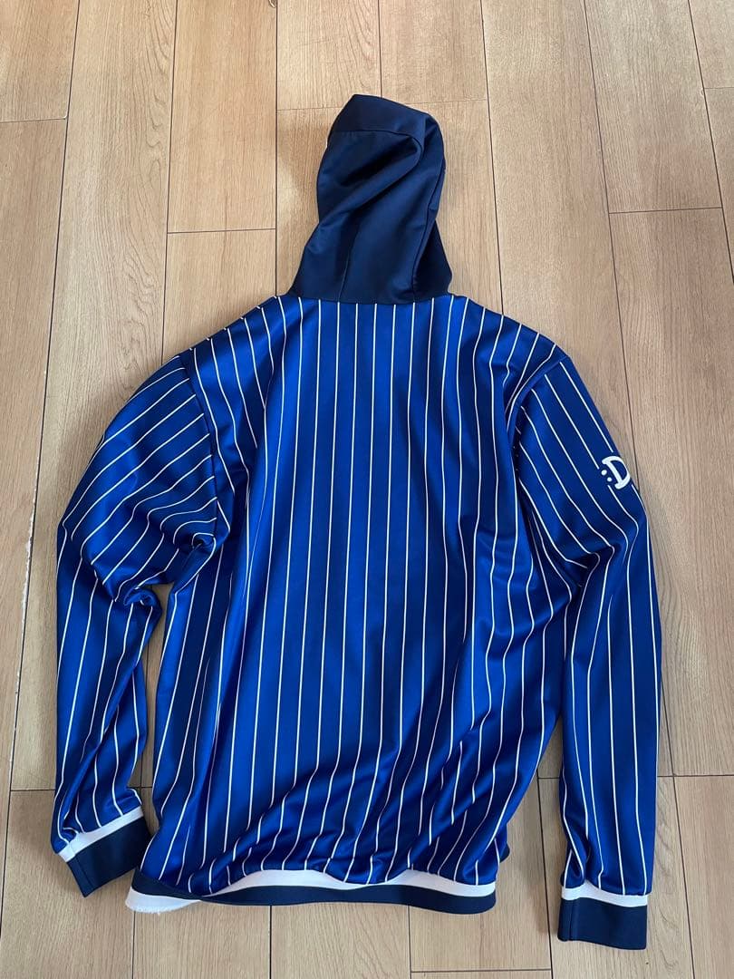 DeNA ベイスターズ ストライプ フード付きウェア