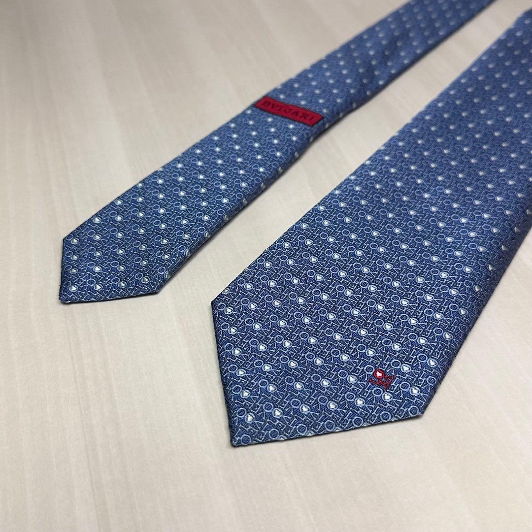 極美品☆ブルガリ☆ネクタイ☆箱付☆ブルー☆青系☆パターン柄☆文字☆ハート☆543