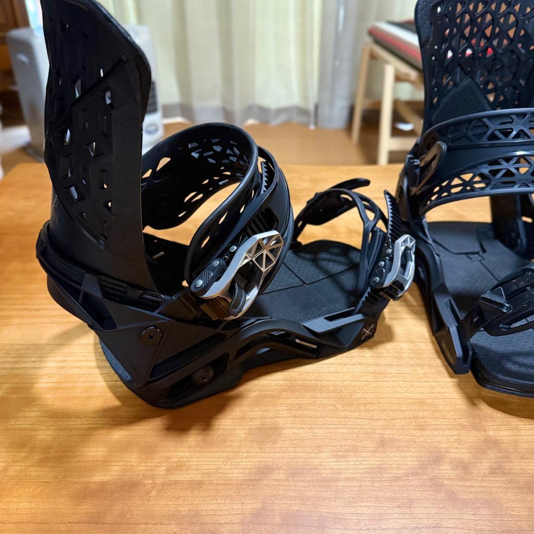 SALOMON HIGHLANDERスノーボードビンディング M ブラック