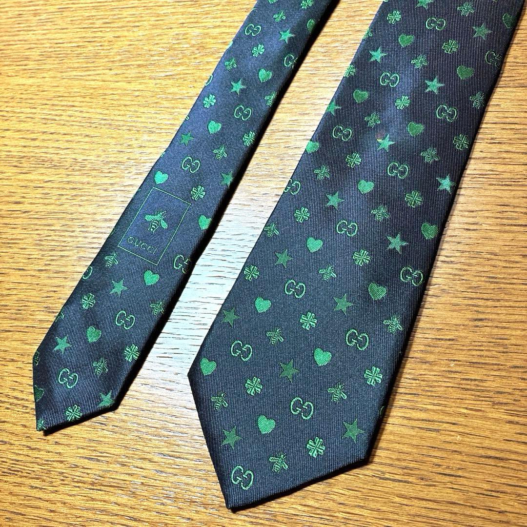 GUCCI グッチ 紺ネクタイ 蜂bee