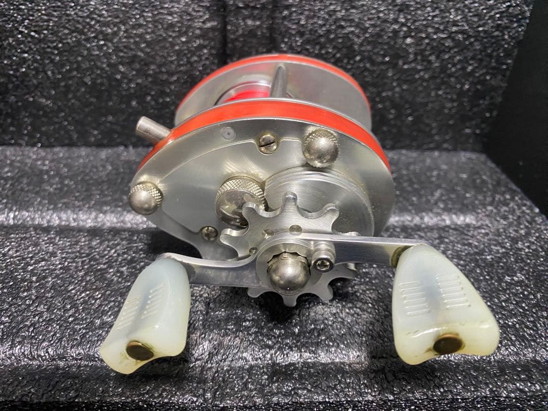 TOY-MACHINE 02 リール オレンジ/シルバー 替えのサンドパーツ付き