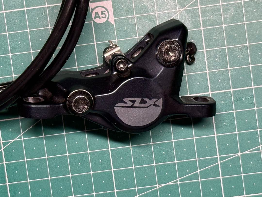 美品　シマノ SLX M7100 油圧 ディスクブレーキ　前後 セット