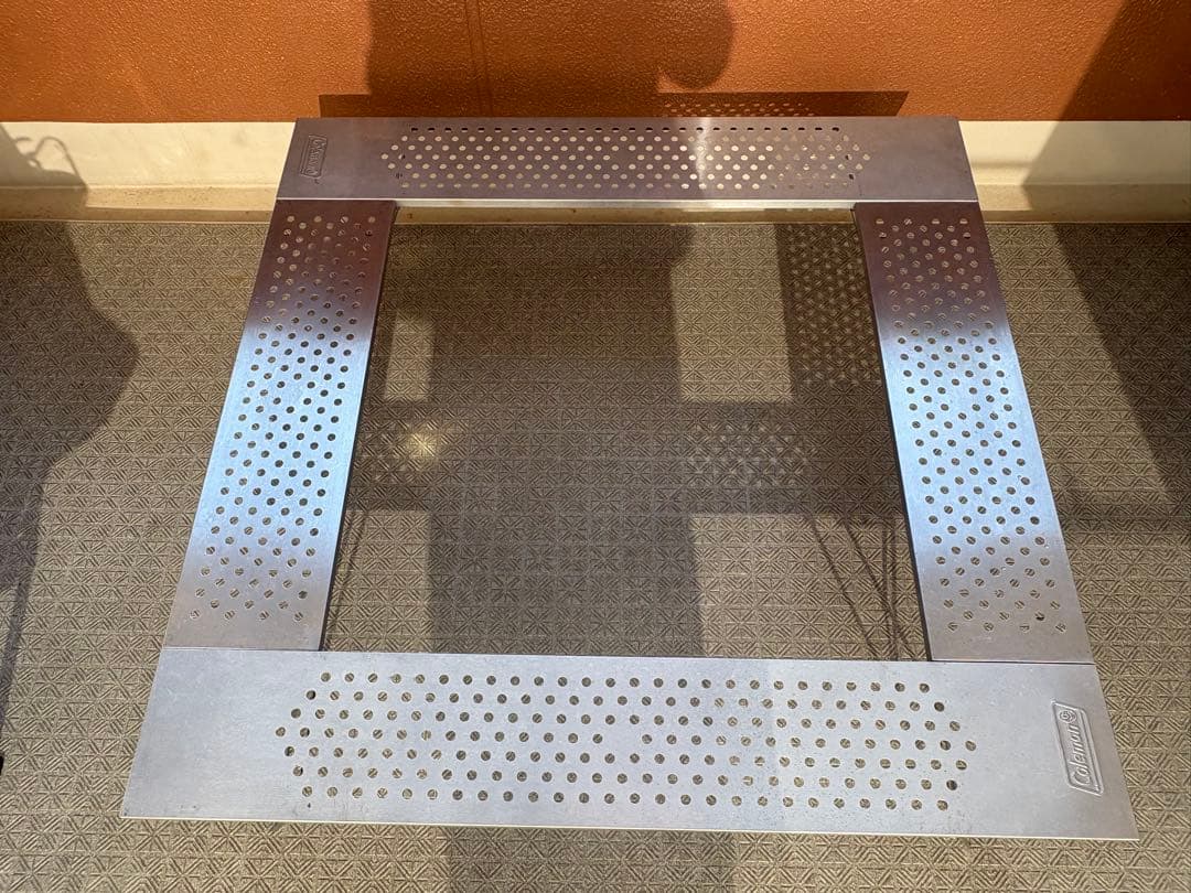 ファイヤープレイステーブル　コールマン