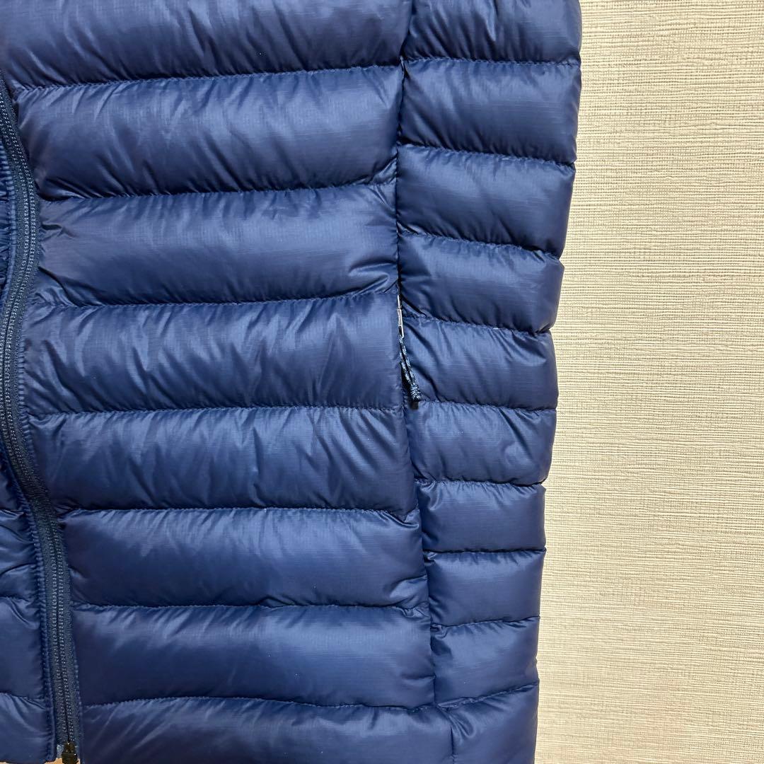 パタゴニア　ダウンベスト　ダウンセーターベスト ダウン　ネイビー　M