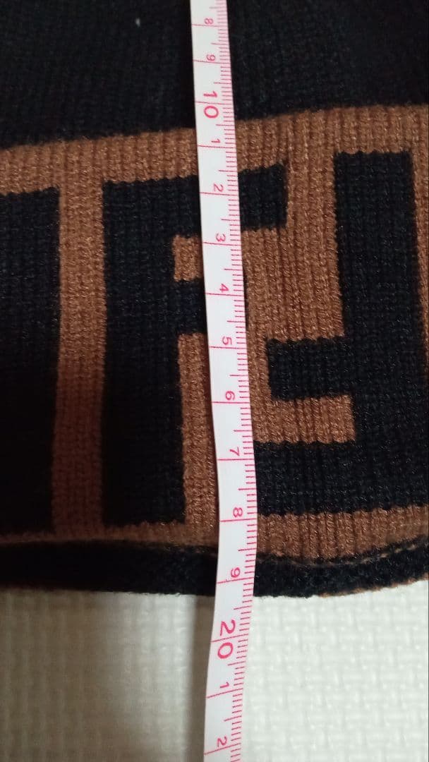 FENDI　ニット帽　ズッカ柄