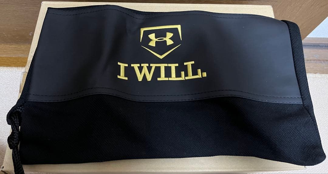 新品 型付け済 アンダーアーマー 硬式 投手用グラブ 日本製