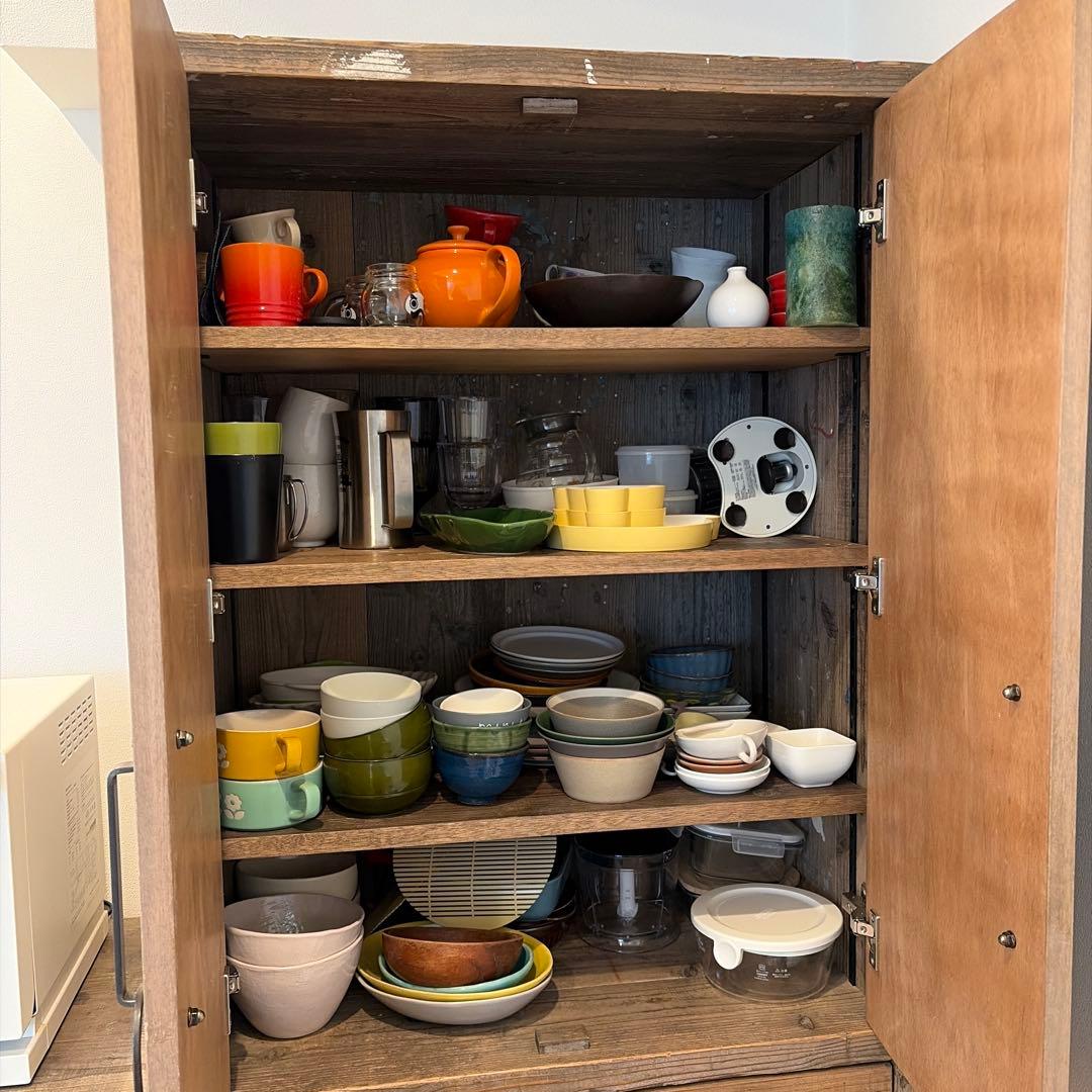 【にゃんこ】古材　食器棚※4月末発送