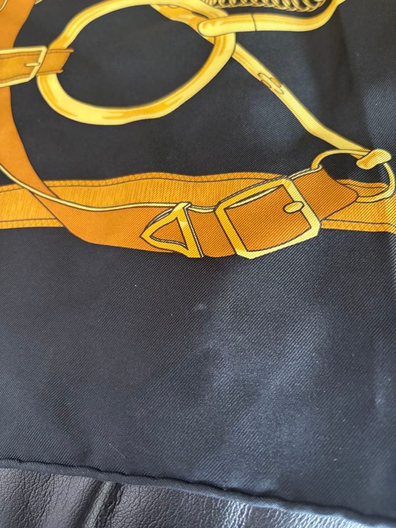 エルメス スカーフ ブラック カレ90