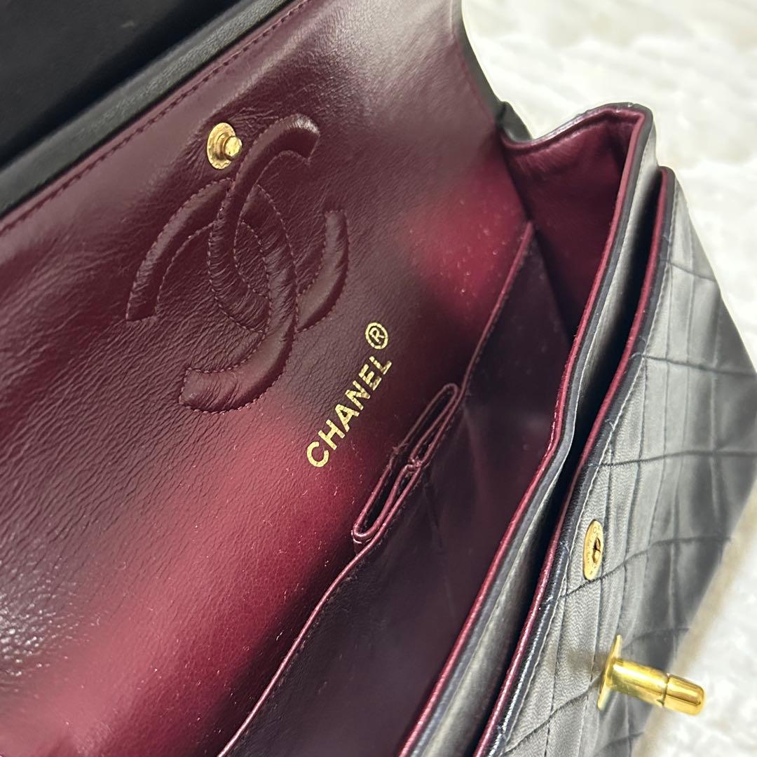 シャネル　CHANEL　バッグ　黒